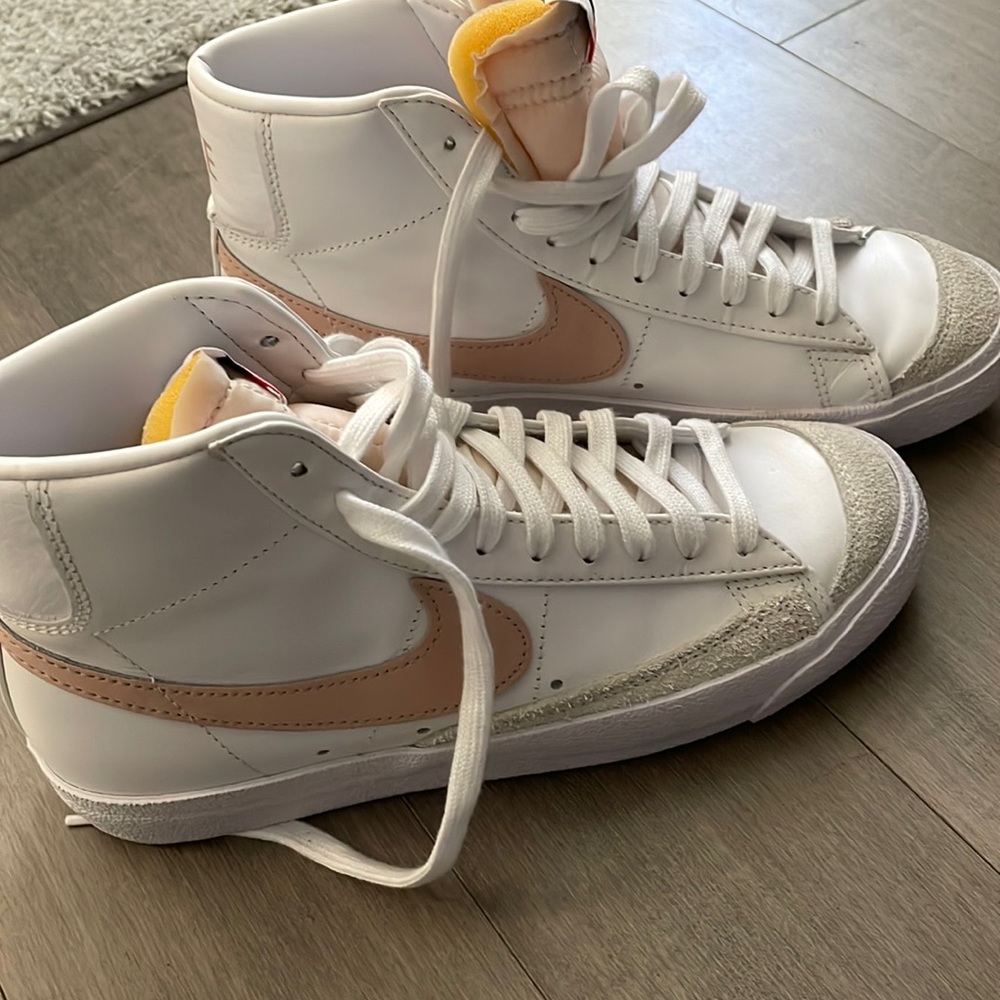 Nike Trailblazers pink worn once